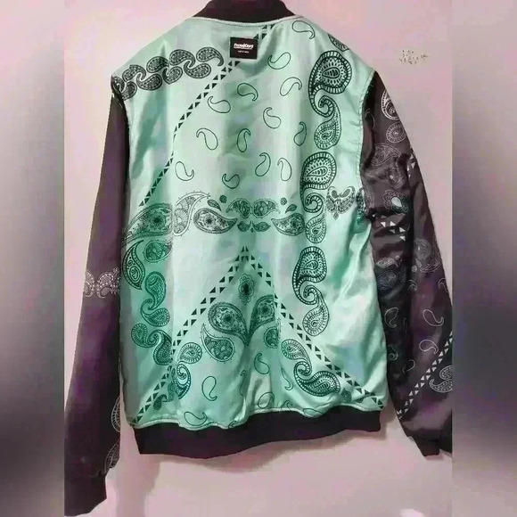 FRESH HOODS NWT mint Gang Bomber Jacket. Size large - Picture 3 of 9
